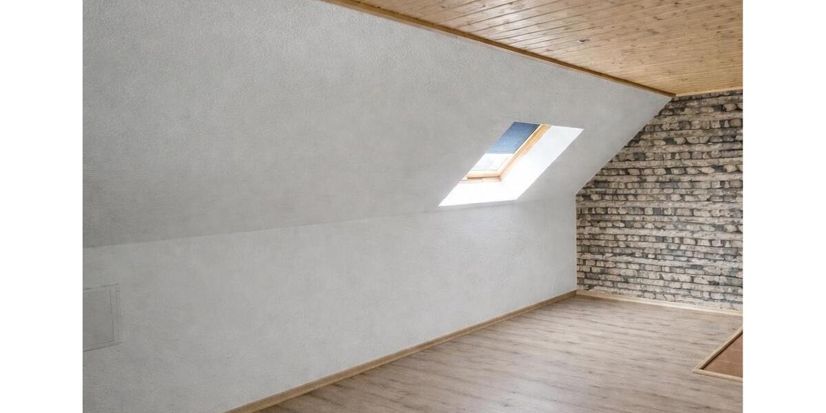 Dachgeschoßwohnung Albisheim (Pfrimm) - 3 Zimmer, 92 m&sup2;, 1.000&euro; | Angebot:26420105