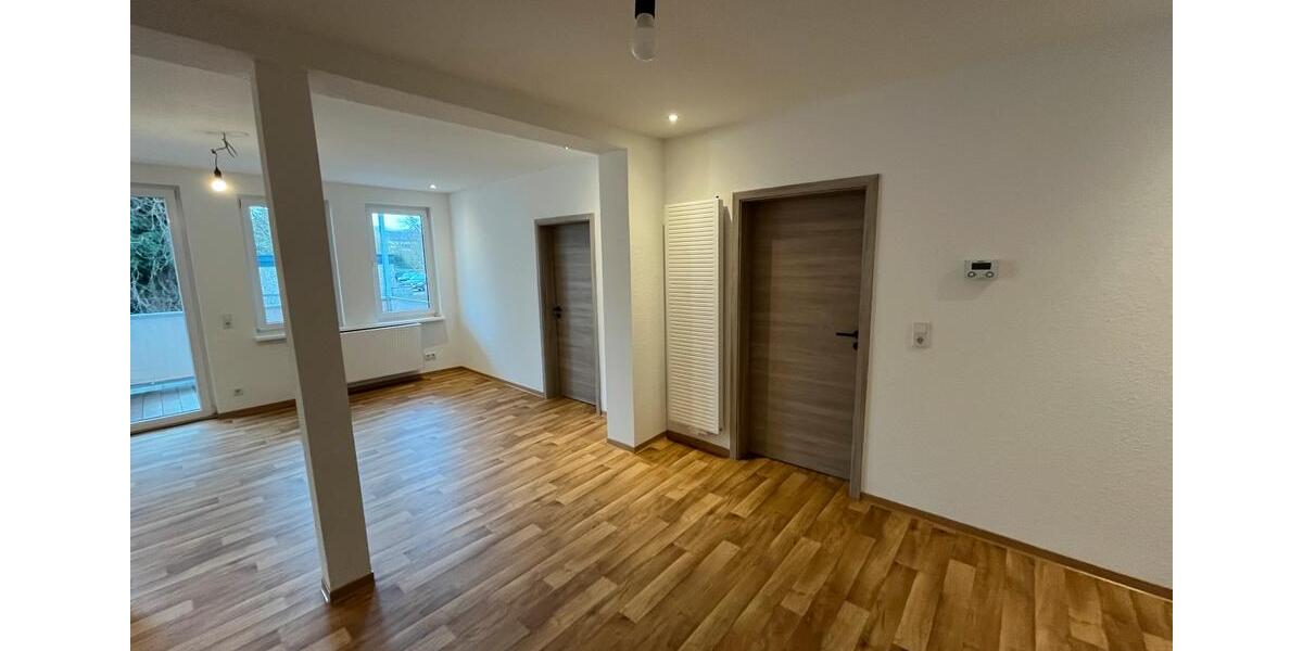 Erdgeschoßwohnung Herborn - 4 Zimmer, 114 m&sup2;, 1.100&euro; | Angebot:25395528