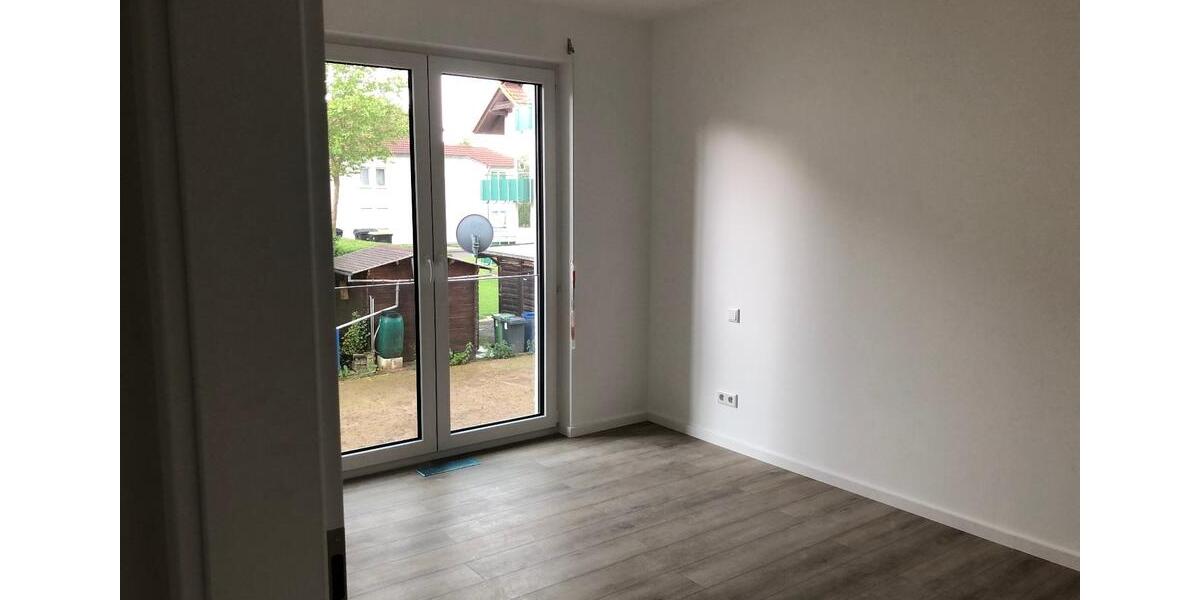 Erdgeschoßwohnung Bad Driburg - 3 Zimmer, 89 m&sup2;, 850&euro; | Angebot:25981123