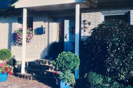 Bungalow mit Wintergarten, Sauna & Gartenpavillon 2 zimmer