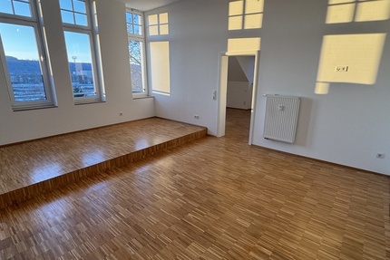 Exklusives Wohnen: 3-Raum Wohnung mit Balkon und Aufzug! - Wohnung Gera Alt-Bieblach | Angebot:26845204