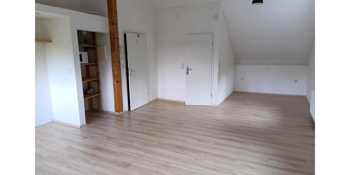 Dachgeschoßwohnung Hundsangen - 1 Zimmer, 40 m&sup2;, 490&euro; | Angebot:26629760