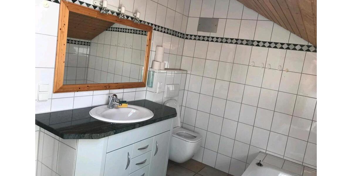Doppelhaushälfte Germaringen - 4 Zimmer, 125 m&sup2;, 1.400&euro; | Angebot:24795196