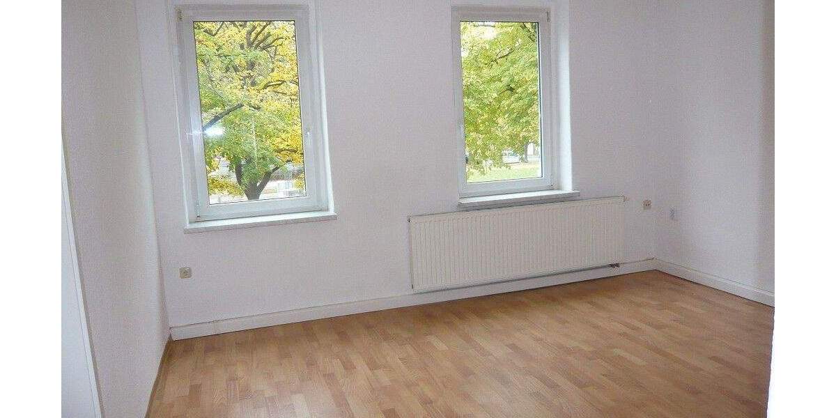 Etagenwohnung Riesa Gröba - 2 Zimmer, 64 m&sup2;, 356&euro; | Angebot:25688440