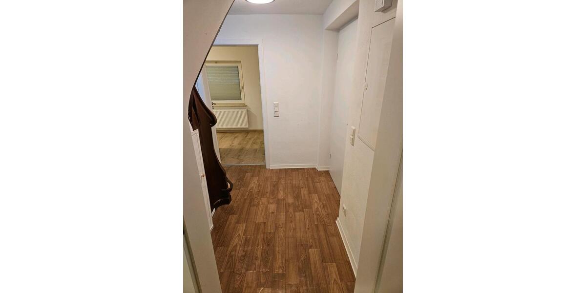 Einfamilienhaus Borken (Hessen) - 3 Zimmer, 92 m&sup2;, 865&euro; | Angebot:24743457