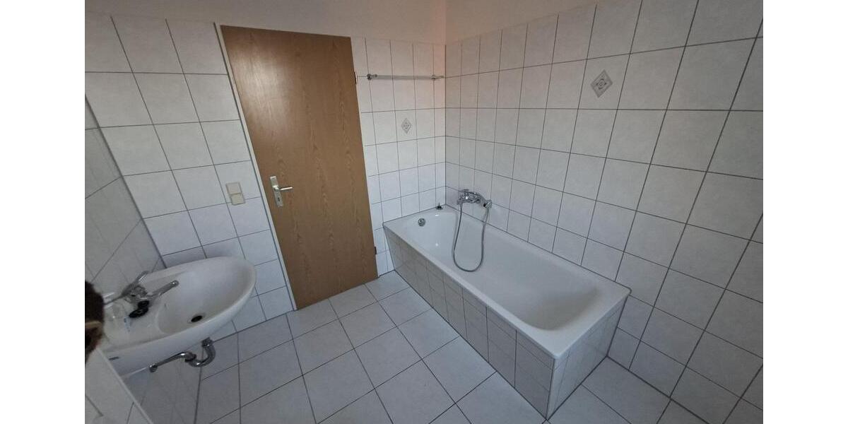 Hochparterre Groitzsch - 2 Zimmer, 52 m&sup2;, 440&euro; | Angebot:25961634