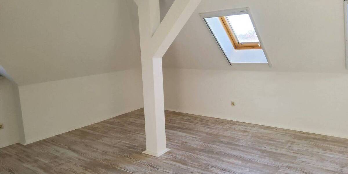 Etagenwohnung Senftenberg - 3 Zimmer, 65 m&sup2;, 470&euro; | Angebot:25837707