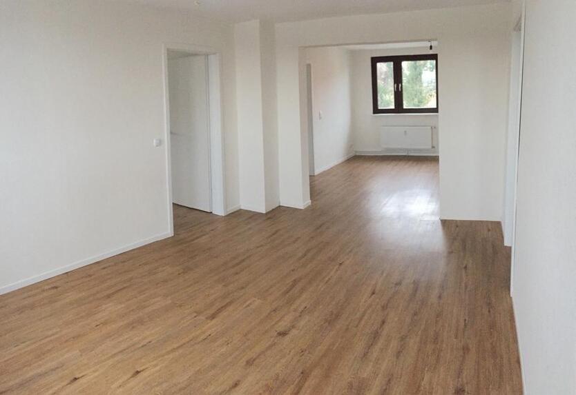 Große, moderne, helle Wohnung 84m2 in Schöningen zu vermieten zimmer