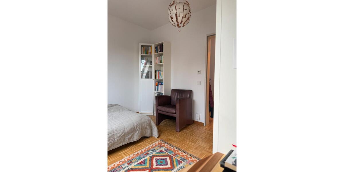 Vollmöblierte Wohnung zur Untermiete für 6 Monate 4 zimmer