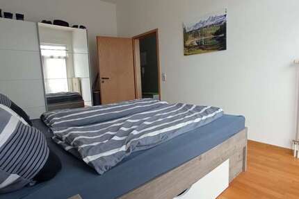 Wohnung Meerane - 2 Zimmer, 49 m&sup2;, 325&euro; | Angebot:27162237