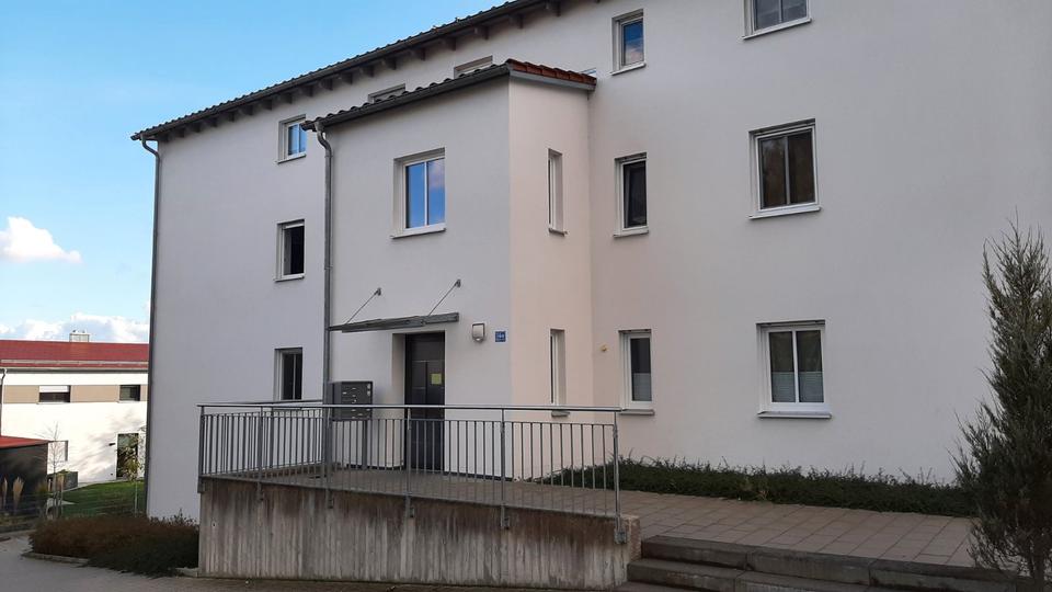 Etagenwohnung Parsberg - 4 Zimmer, 94 m&sup2;, 880&euro; | Angebot:26624079