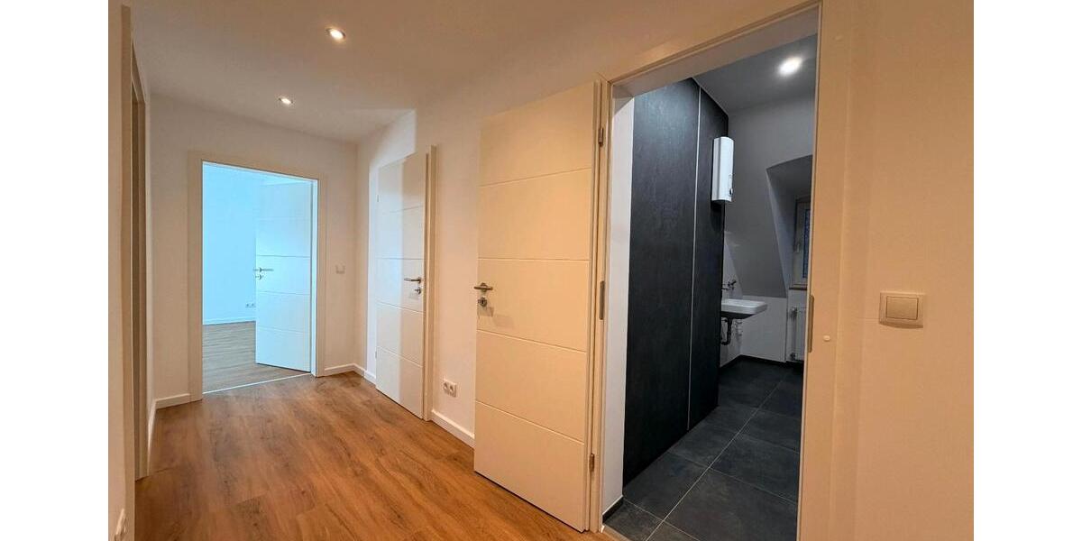 Dachgeschoßwohnung Koblenz - 2 Zimmer, 35 m&sup2;, 800&euro; | Angebot:26381945