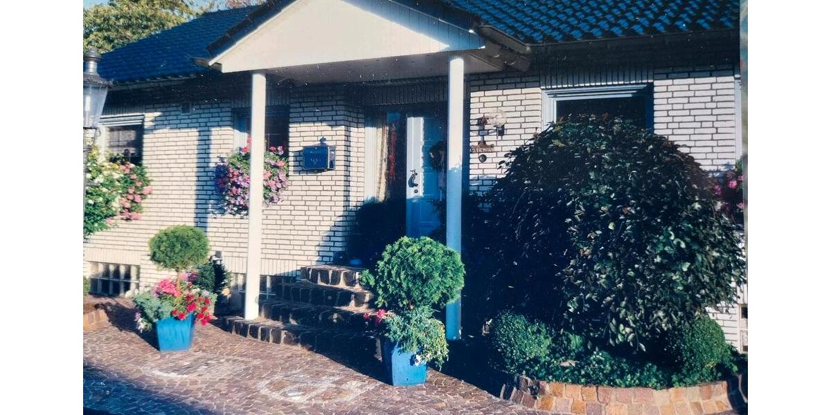 Bungalow Ennigerloh - 2 Zimmer, 142 m&sup2;, 1.400&euro; | Angebot:25627972