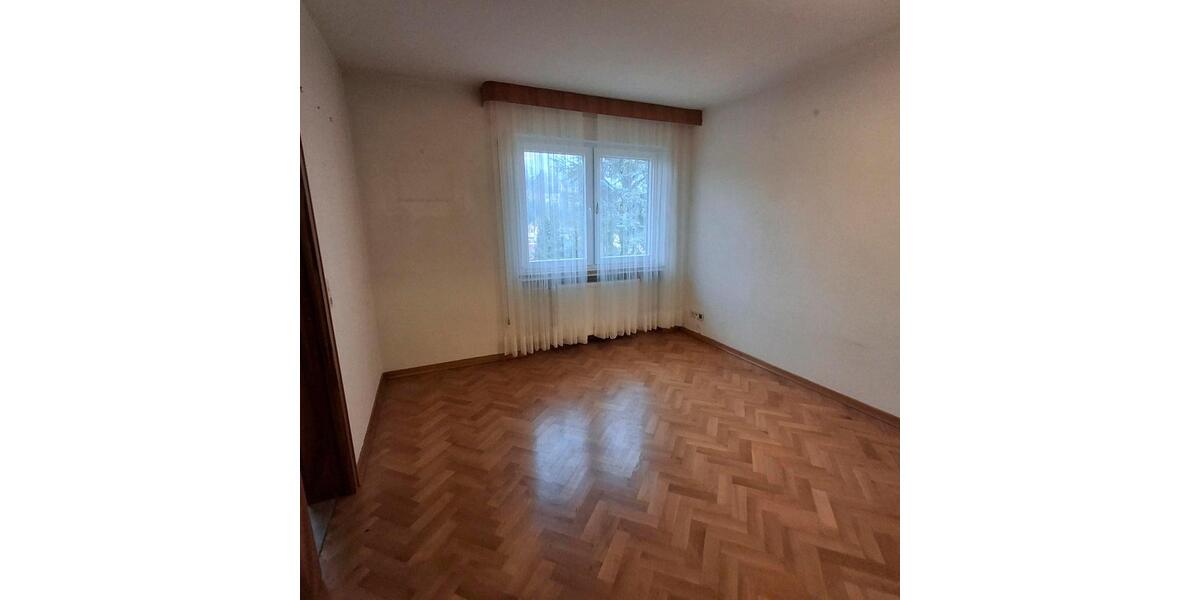 Etagenwohnung Lohr am Main - 5 Zimmer, 112 m&sup2;, 1.200&euro; | Angebot:26225305