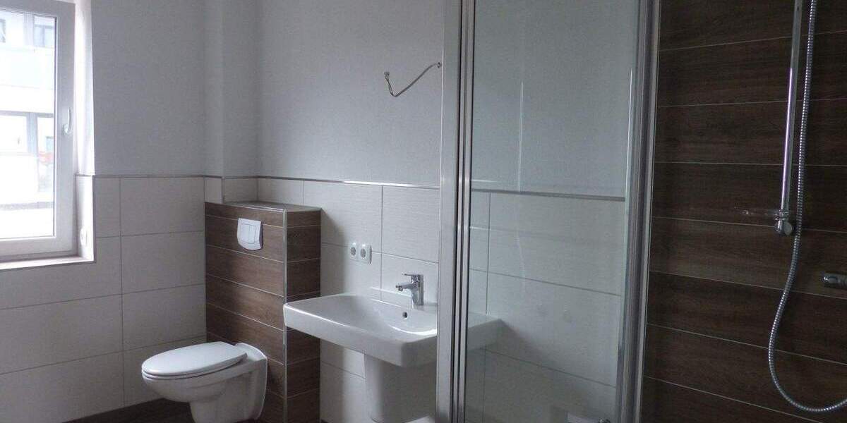 Etagenwohnung Stralsund Tribseer - 3 Zimmer, 90 m&sup2;, 1.170&euro; | Angebot:26105552