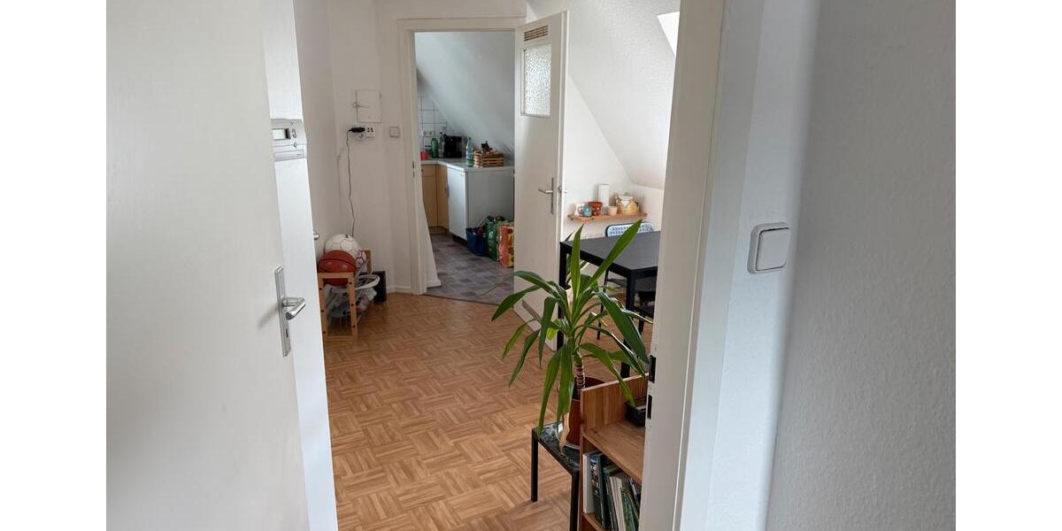 Dachgeschoßwohnung Höxter - 2 Zimmer, 28 m&sup2;, 535&euro; | Angebot:26644869