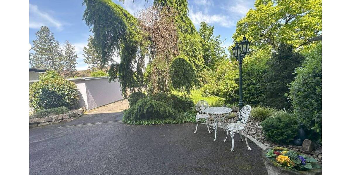 Etagenwohnung Weil am Rhein - 5 Zimmer, 141 m&sup2;, 1.850&euro; | Angebot:25837678