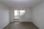 Schaumparty im modernen Wannenbad...helle 3-RW mit Wanne u. Balkon!!!