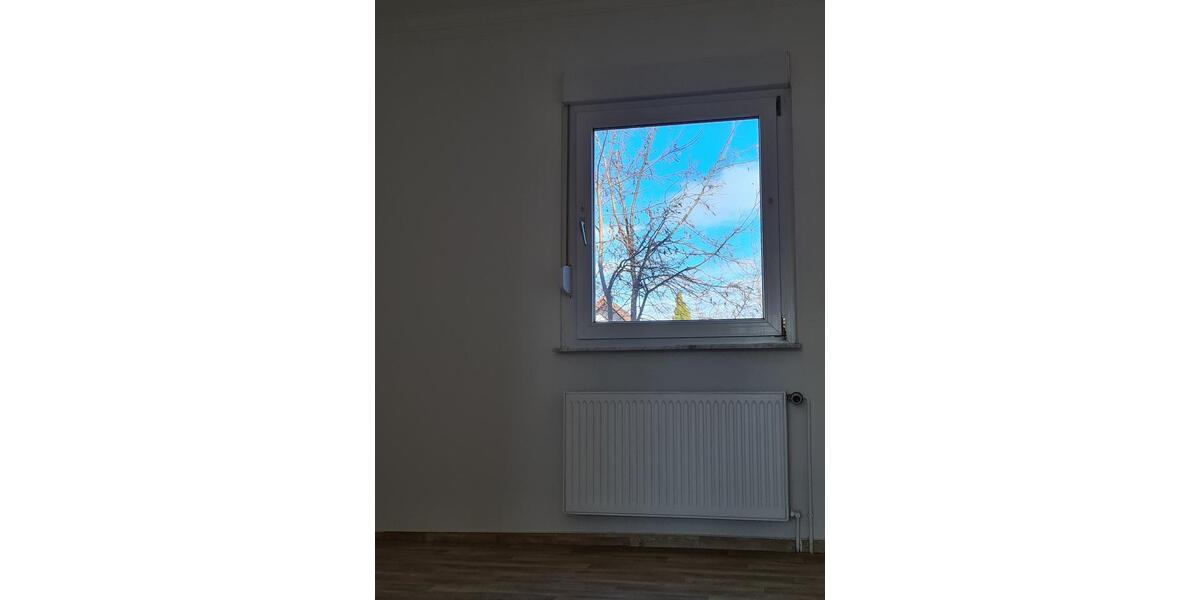 Etagenwohnung Oschatz - 3 Zimmer, 67 m&sup2;, 380&euro; | Angebot:24661301