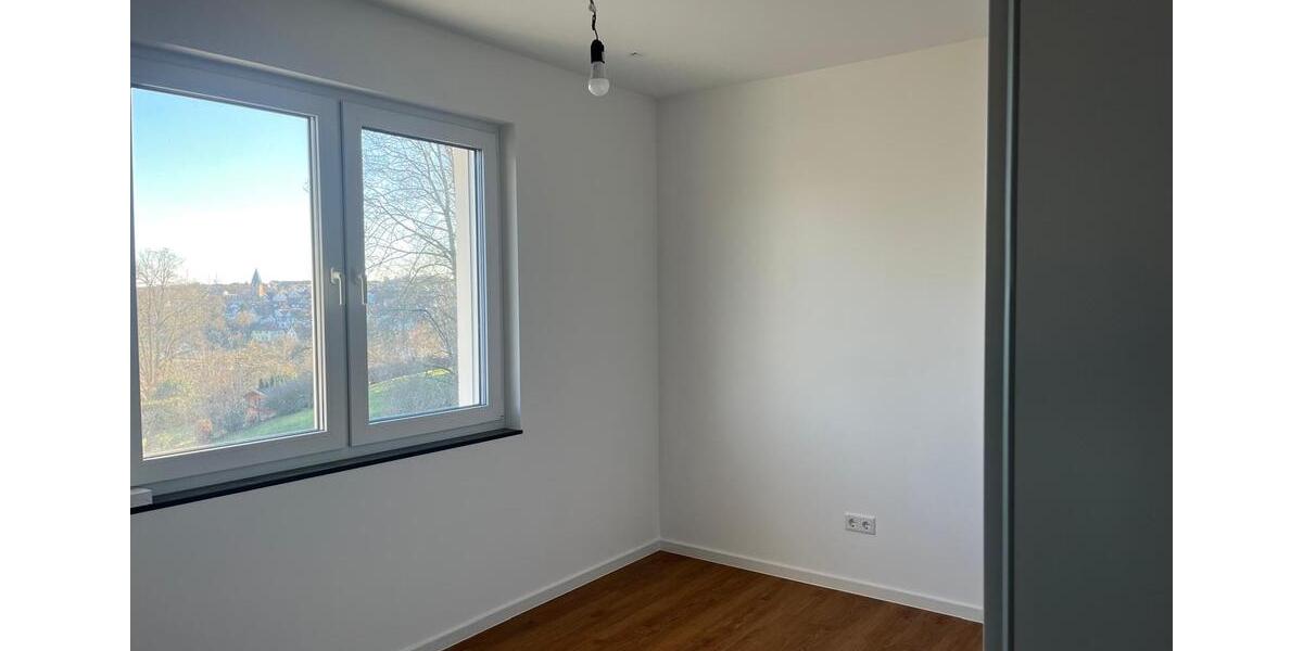 Etagenwohnung Schwalmstadt - 3 Zimmer, 81 m&sup2;, 1.025&euro; | Angebot:24488853