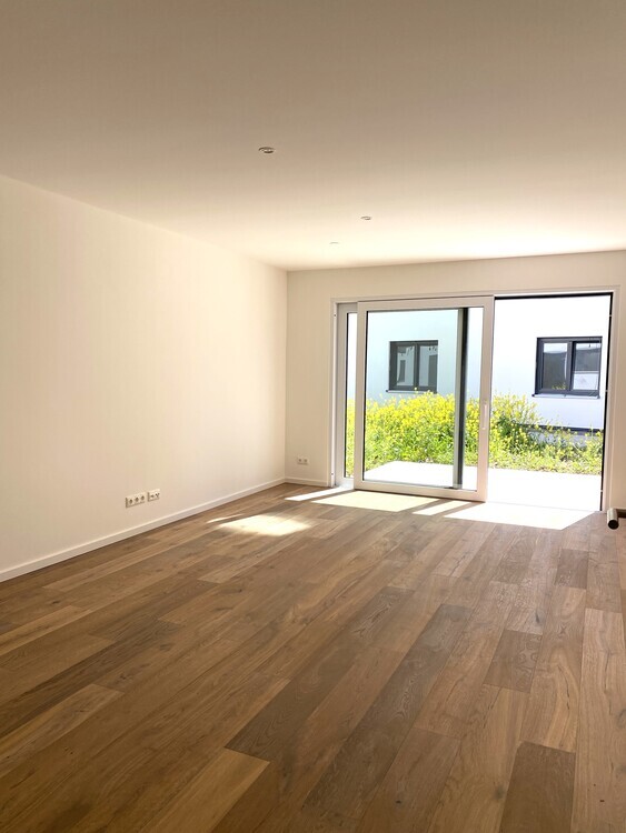 familienfreundliche moderne Erdgeschoßwohnung mit Gartenanteil