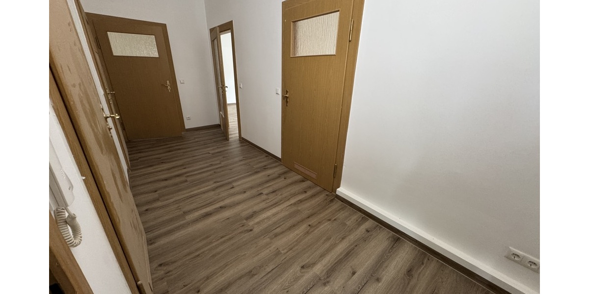Tierparkseite! Sanierte 3 Raum Whg. mit Balkon & Dusche in Debschwitz! - Etagenwohnung Gera Debschwitz | Angebot:26998863