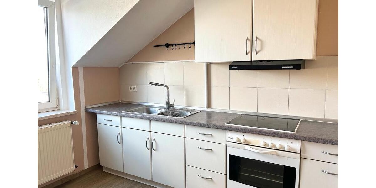 Dachgeschoßwohnung Dessau-Roßlau Brambach - 3 Zimmer, 79 m&sup2;, 510&euro; | Angebot:23573300