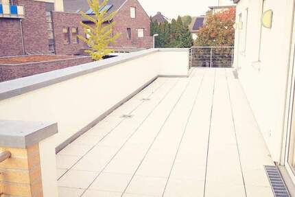 Schickes Penthouse in bester City-Lage von Gronau jetzt zu vermieten (Mindestalter 50 Jahre) 3 zimmer