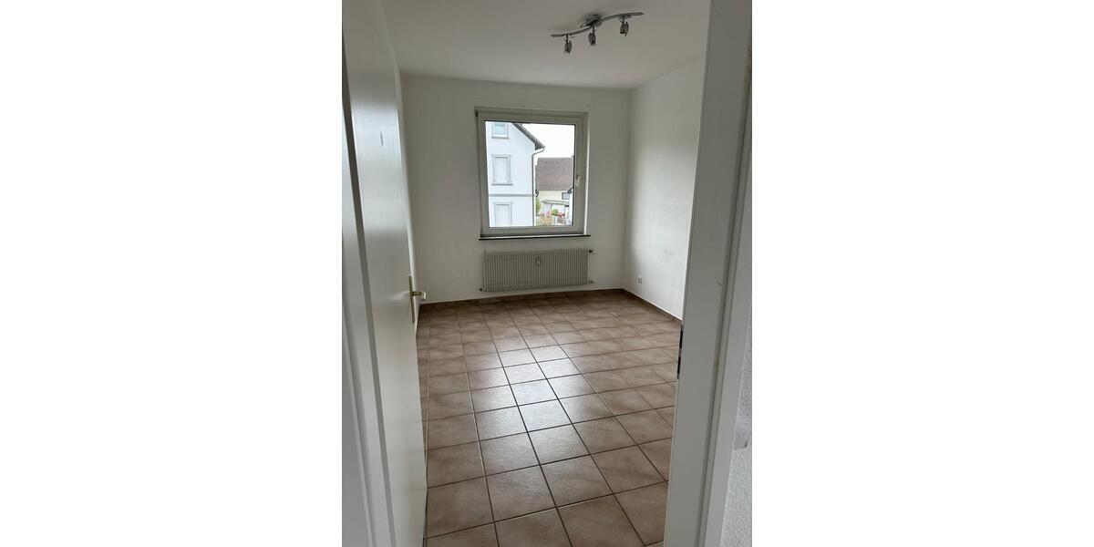 Etagenwohnung Plettenberg - 3 Zimmer, 71 m&sup2;, 550&euro; | Angebot:25085011