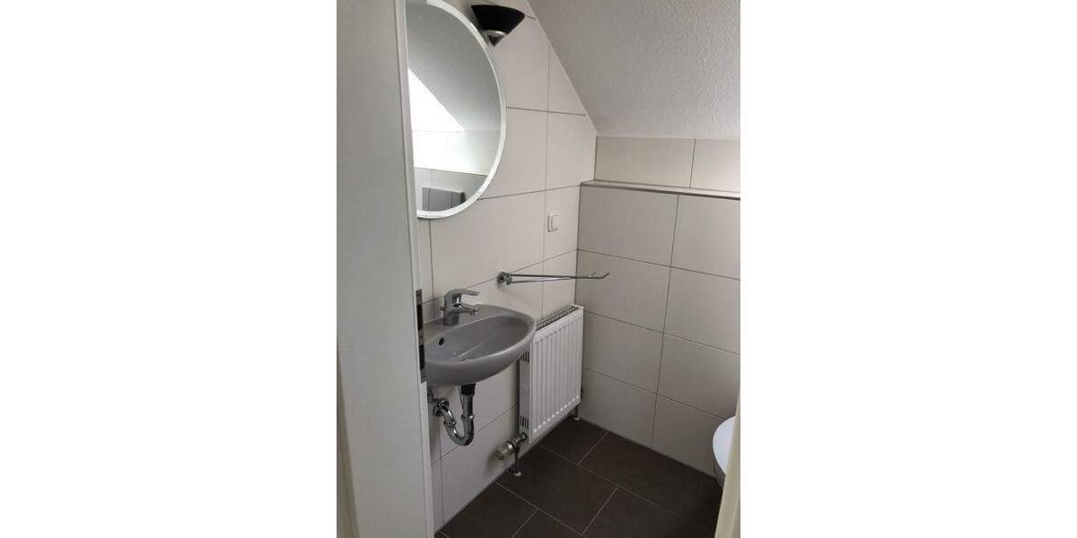 Etagenwohnung Bad Soden - 3 Zimmer, 100 m&sup2;, 1.390&euro; | Angebot:24820375