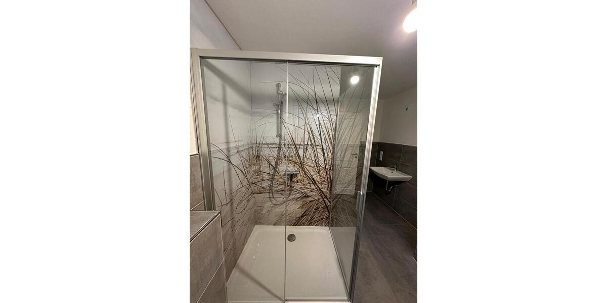 Großzügige 5-Zimmer Wohnung mit eigener Terrasse und Garten 5 zimmer