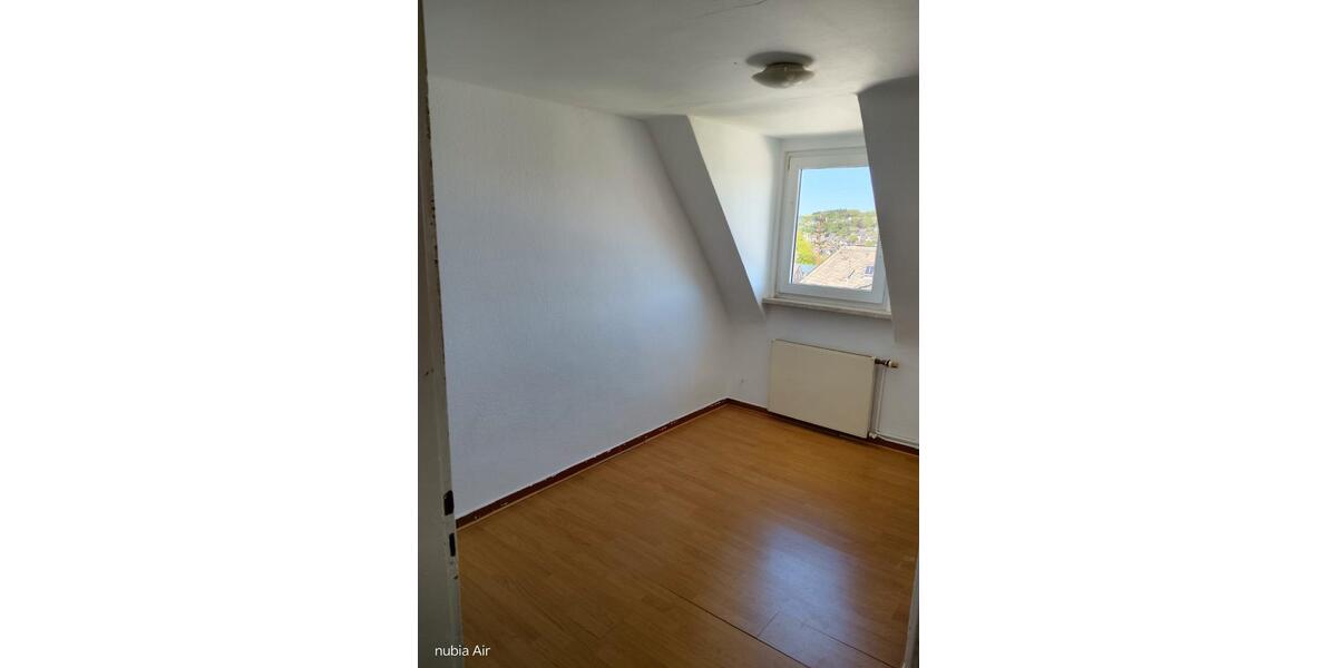 Etagenwohnung Betzdorf - 5 Zimmer, 140 m&sup2;, 950&euro; | Angebot:26385775