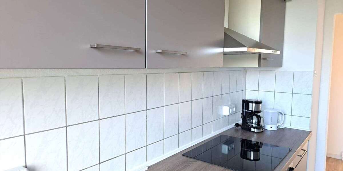 Komplett neu möblierte 2 Zimmer Wohnung mit Balkon. Flexibel ab 6 Monate zu vermieten! - Appartement Sachsen-Anhalt - Annaburg Annaburg | Angebot:25984847