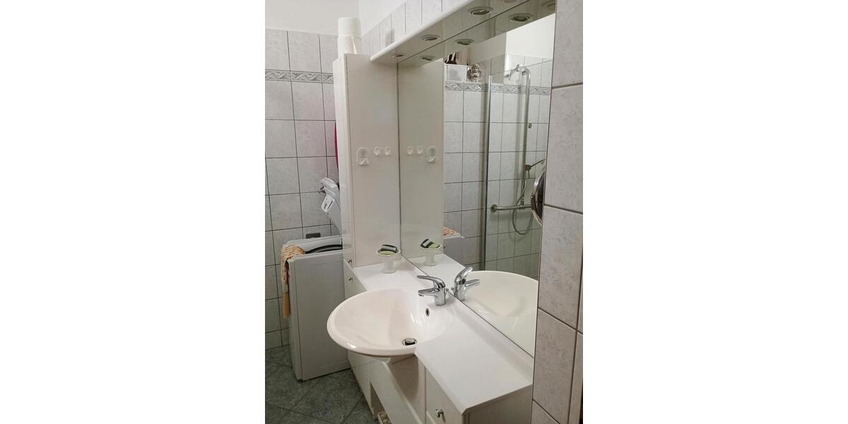 Erdgeschoßwohnung Schleusingen - 2 Zimmer, 70 m&sup2;, 520&euro; | Angebot:24562689