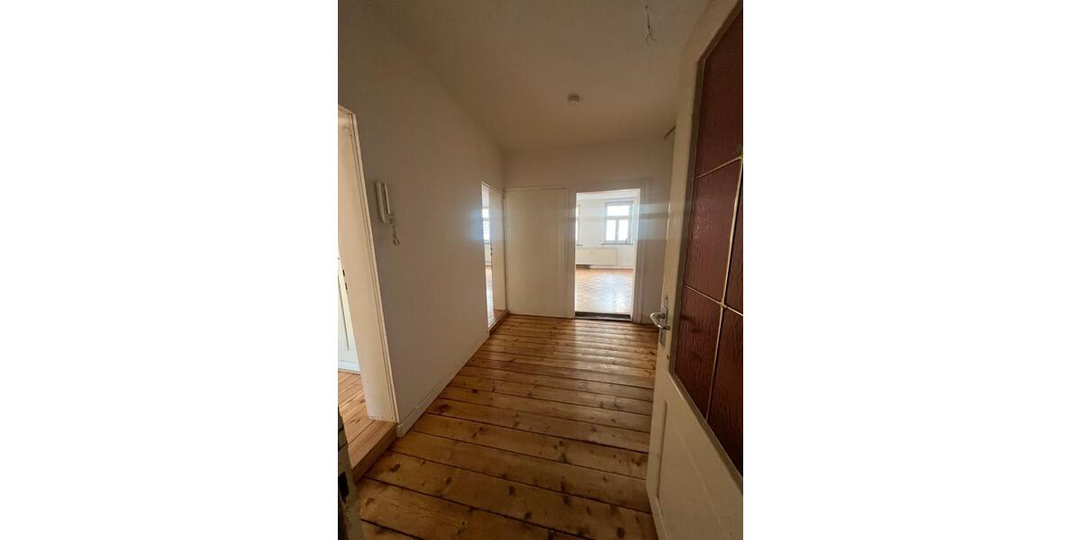 Etagenwohnung Witzenhausen - 2 Zimmer, 81 m&sup2;, 480&euro; | Angebot:25983148