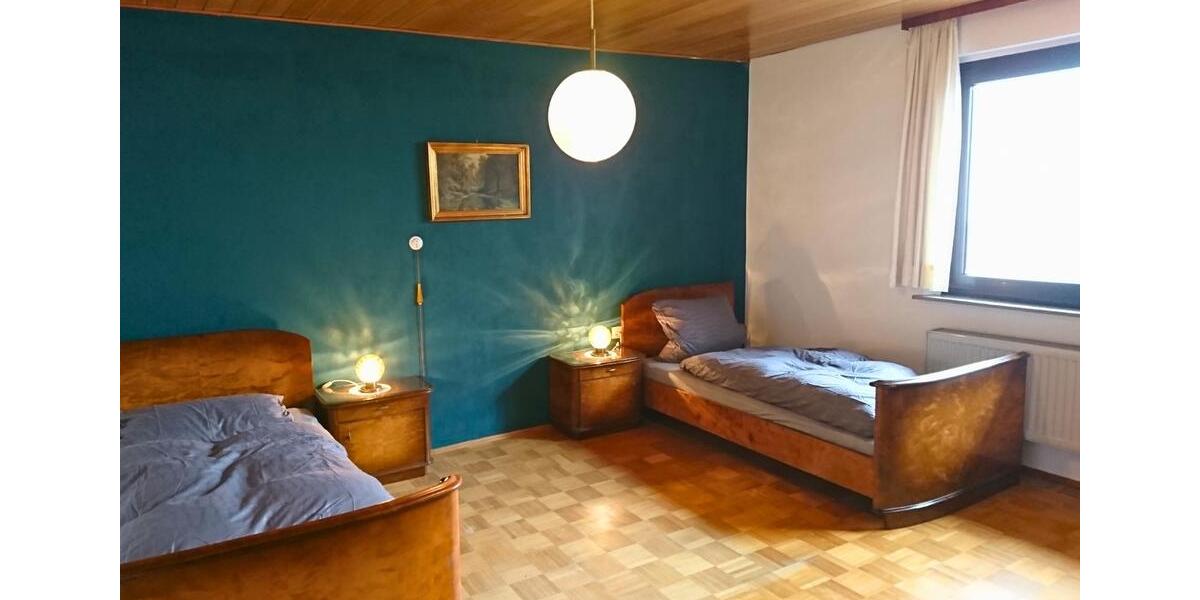 Wohnen auf Zeit Bechtolsheim - 6 Zimmer, 200 m&sup2;, 16&euro; | Angebot:24805790