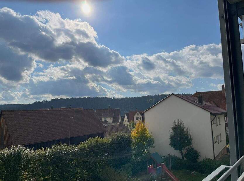 Schöne, helle 3-Zimmer-Wohnung mit Balkon in zentraler Lage 3 zimmer