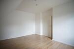 Hier wird renoviert ~ einzigartige Dachwohnung mit Sonnenbalkon zimmer