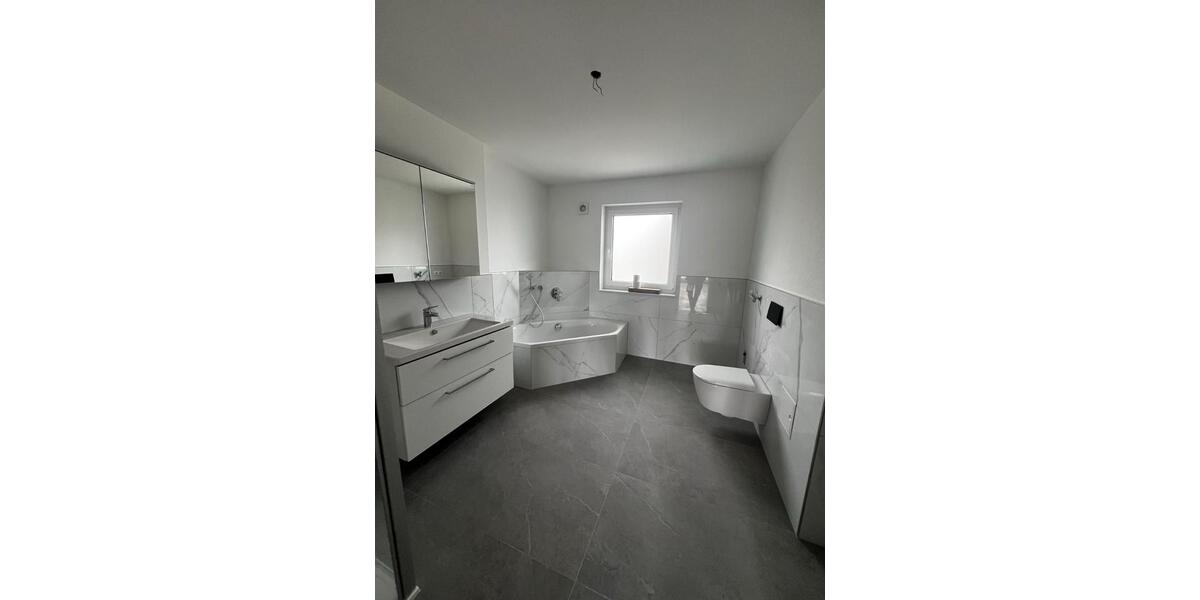 Etagenwohnung Dornhan - 2 Zimmer, 79 m&sup2;, 1.034&euro; | Angebot:26591994