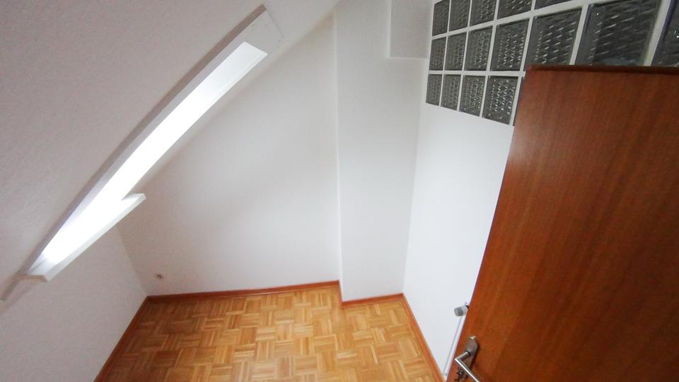 Etagenwohnung Wuppertal Eckbusch - 2.5 Zimmer, 59 m&sup2;, 690&euro; | Angebot:24822319