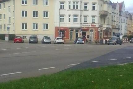 Schöne zentrumsnahe 3-Zimmer Wohnung mit Garten im Hinterhof 3 zimmer