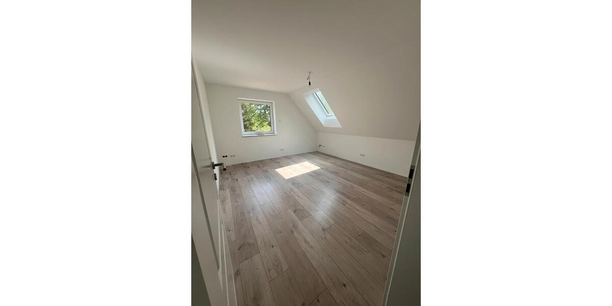 Einfamilienhaus Wankendorf - 6 Zimmer, 170 m&sup2;, 1.950&euro; | Angebot:26631314