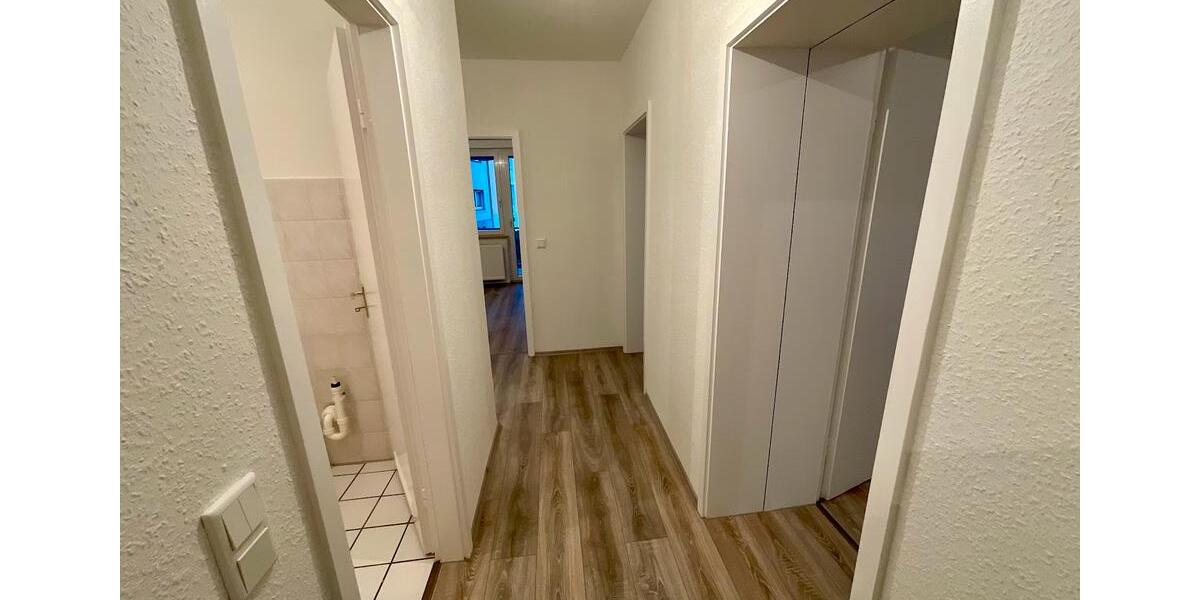 Erdgeschoßwohnung Essen Frillendorf - 3 Zimmer, 71 m&sup2;, 555&euro; | Angebot:24591929