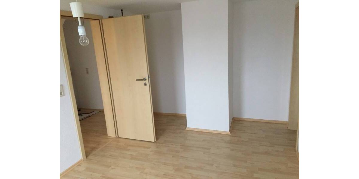 Etagenwohnung Mittweida - 2 Zimmer, 70 m&sup2;, 430&euro; | Angebot:26015683