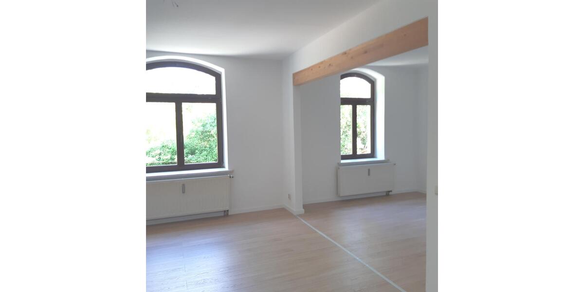 Erdgeschoßwohnung Plauen Bahnhofsvorstadt - 4 Zimmer, 110 m&sup2;, 605&euro; | Angebot:26533102
