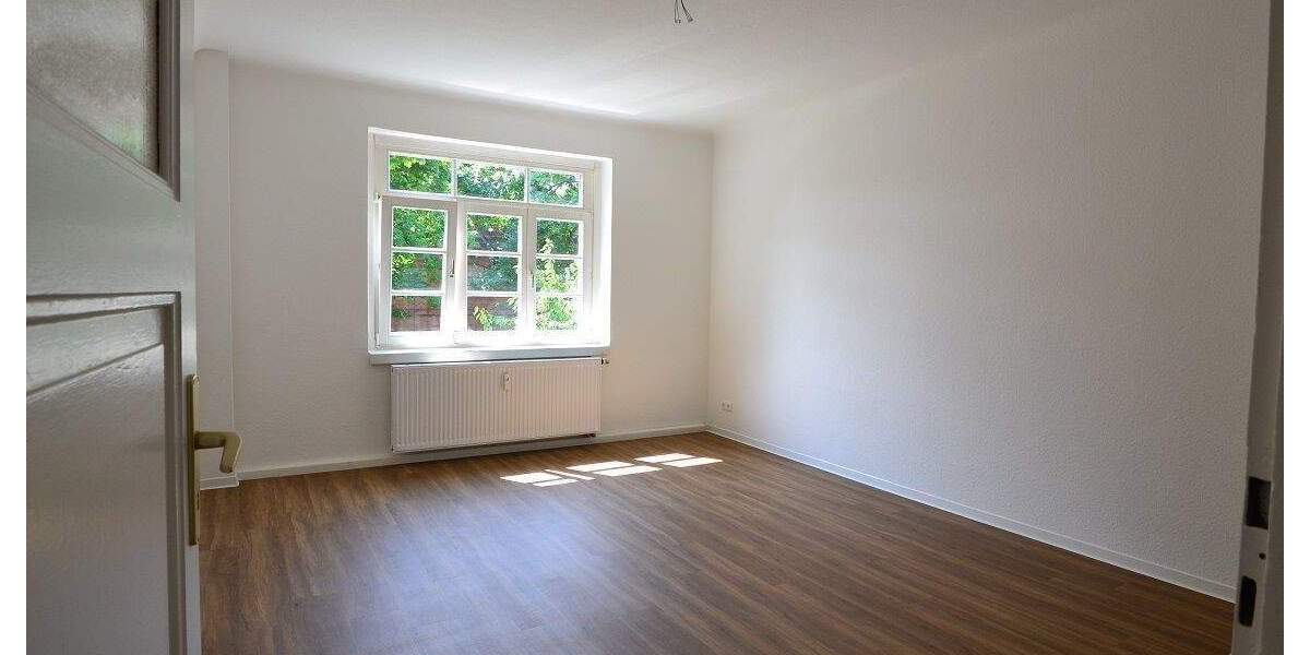 Etagenwohnung Dresden Leuben - 2 Zimmer, 60 m&sup2;, 466&euro; | Angebot:25250714