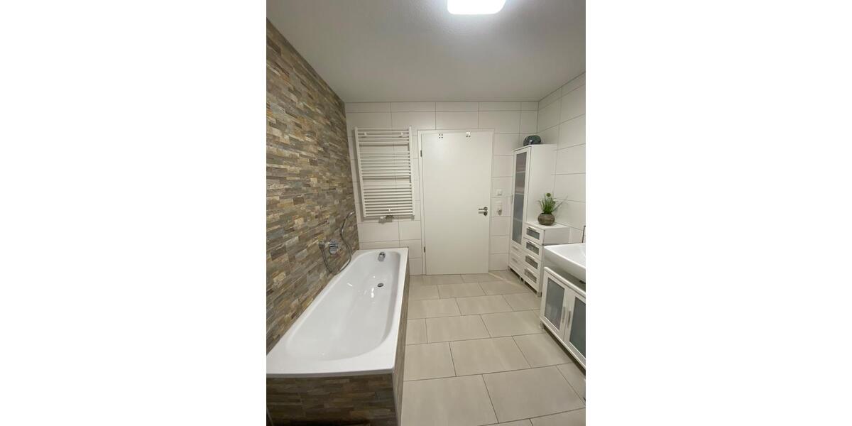 Etagenwohnung Aalen Ebnat - 3 Zimmer, 82 m&sup2;, 1.100&euro; | Angebot:24658912