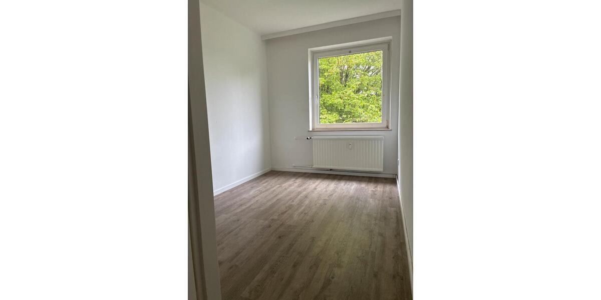 Etagenwohnung Wilhelmshaven Aldenburg - 3 Zimmer, 62 m&sup2;, 390&euro; | Angebot:26420455
