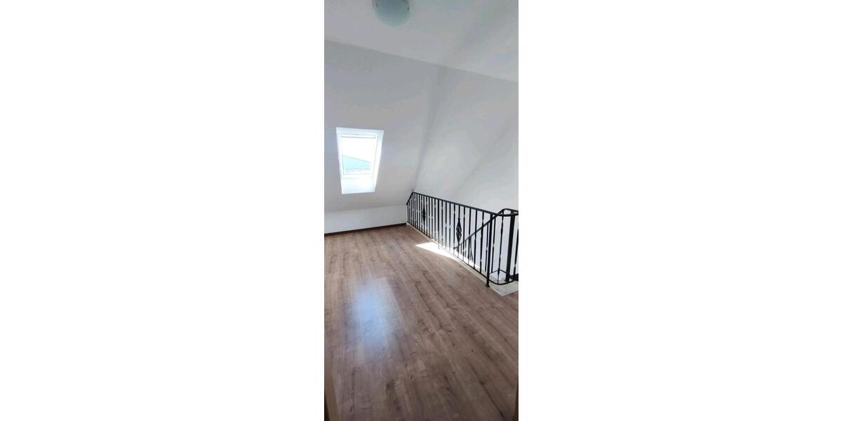 Etagenwohnung Saterland - 2 Zimmer, 95 m&sup2;, 690&euro; | Angebot:26237601