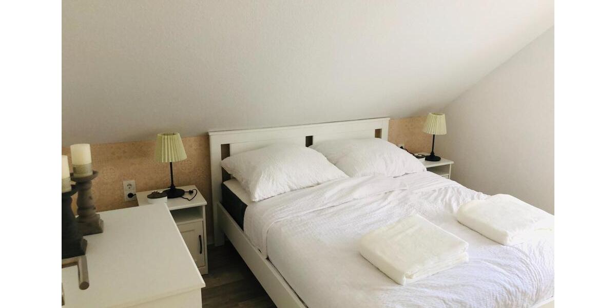 Dachgeschoßwohnung Friesoythe - 3.5 Zimmer, 70 m&sup2;, 950&euro; | Angebot:24846273